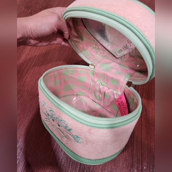 RARE Juicy Couture y2k Train Vanity Case Cosmetic Bag Purse Juicy Girls Club - Picture 14 of 15